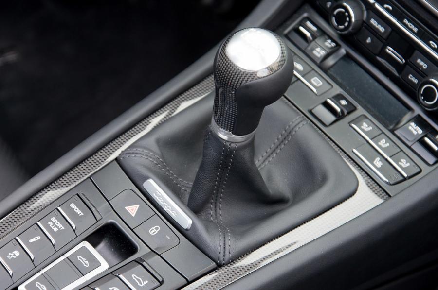  Porsche 911 Targa 2014 года  (фото 28 из 42)